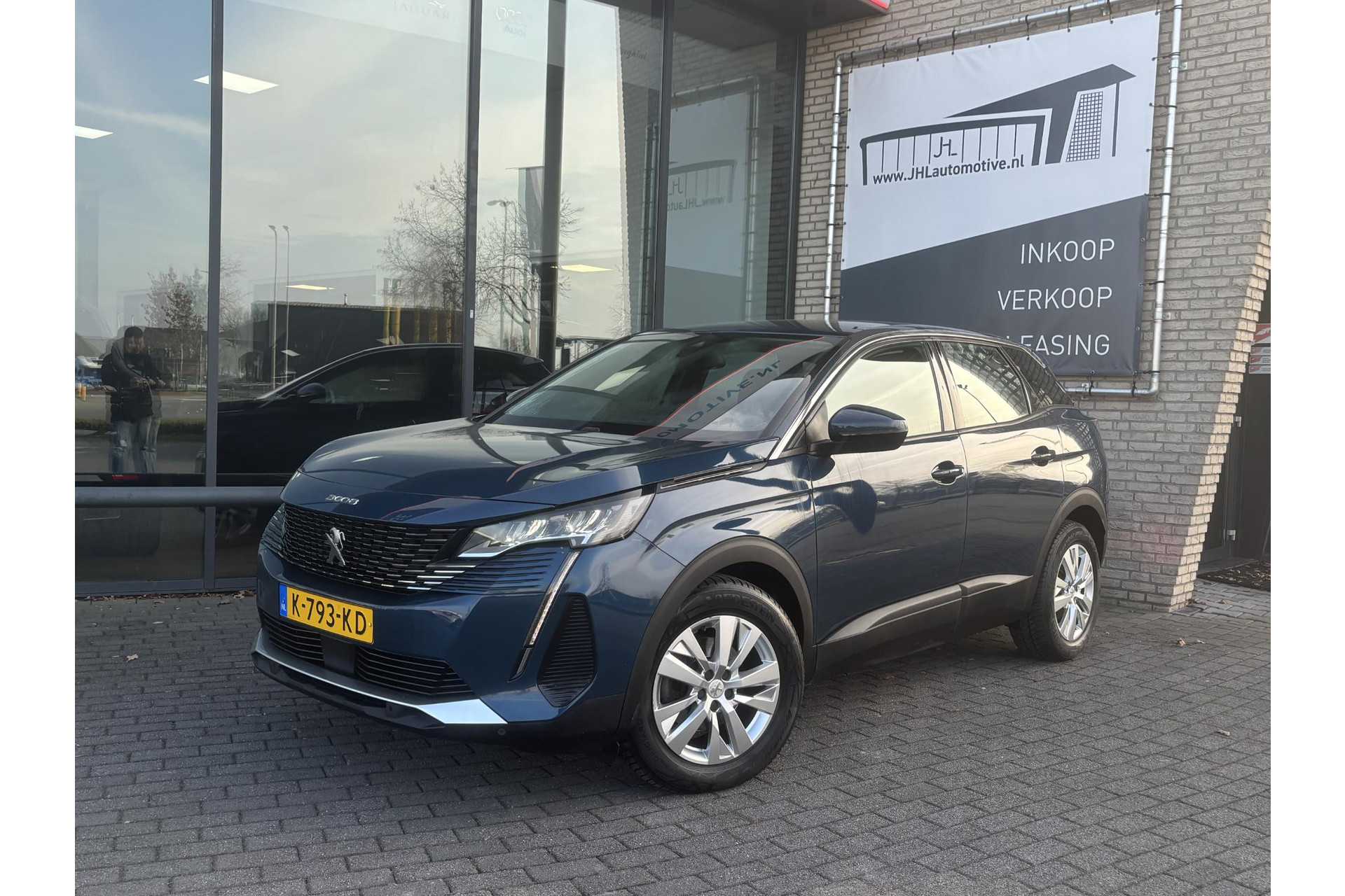 Peugeot 3008 1.2*FACELIFT*CARPLAY*NAVI*CRUISE*ECC*HAAK*CAM*LED*